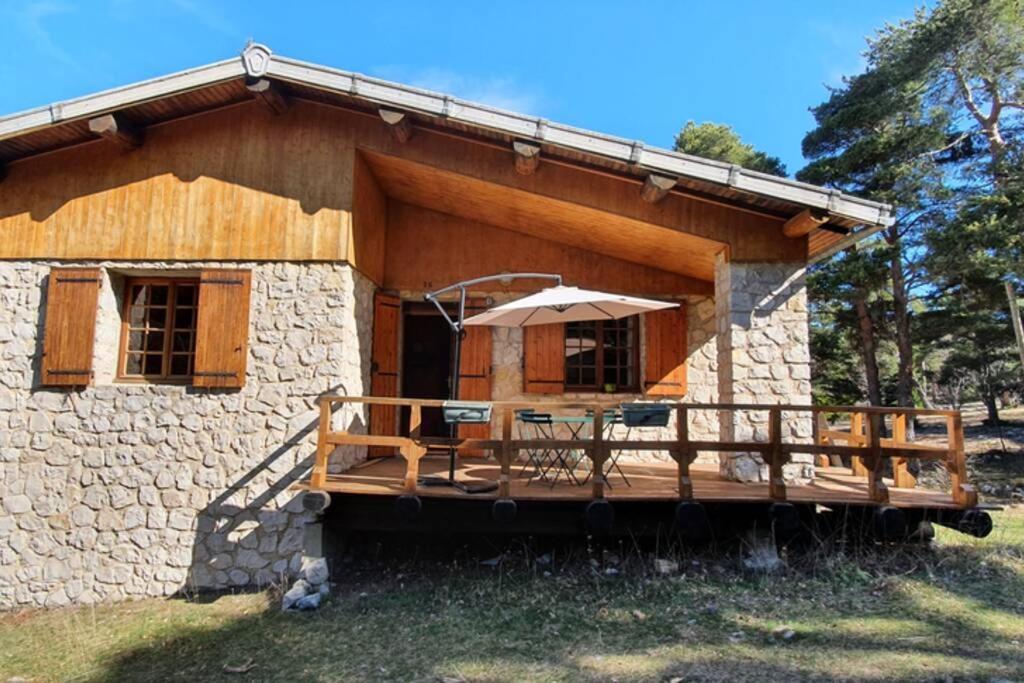 Chalet privé au Mont-Serein ventoux Villa Mont Serein Exterior foto
